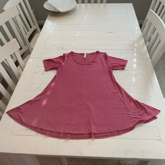 BOGO FREE Lularoe Perfect T - Picture 3 of 5